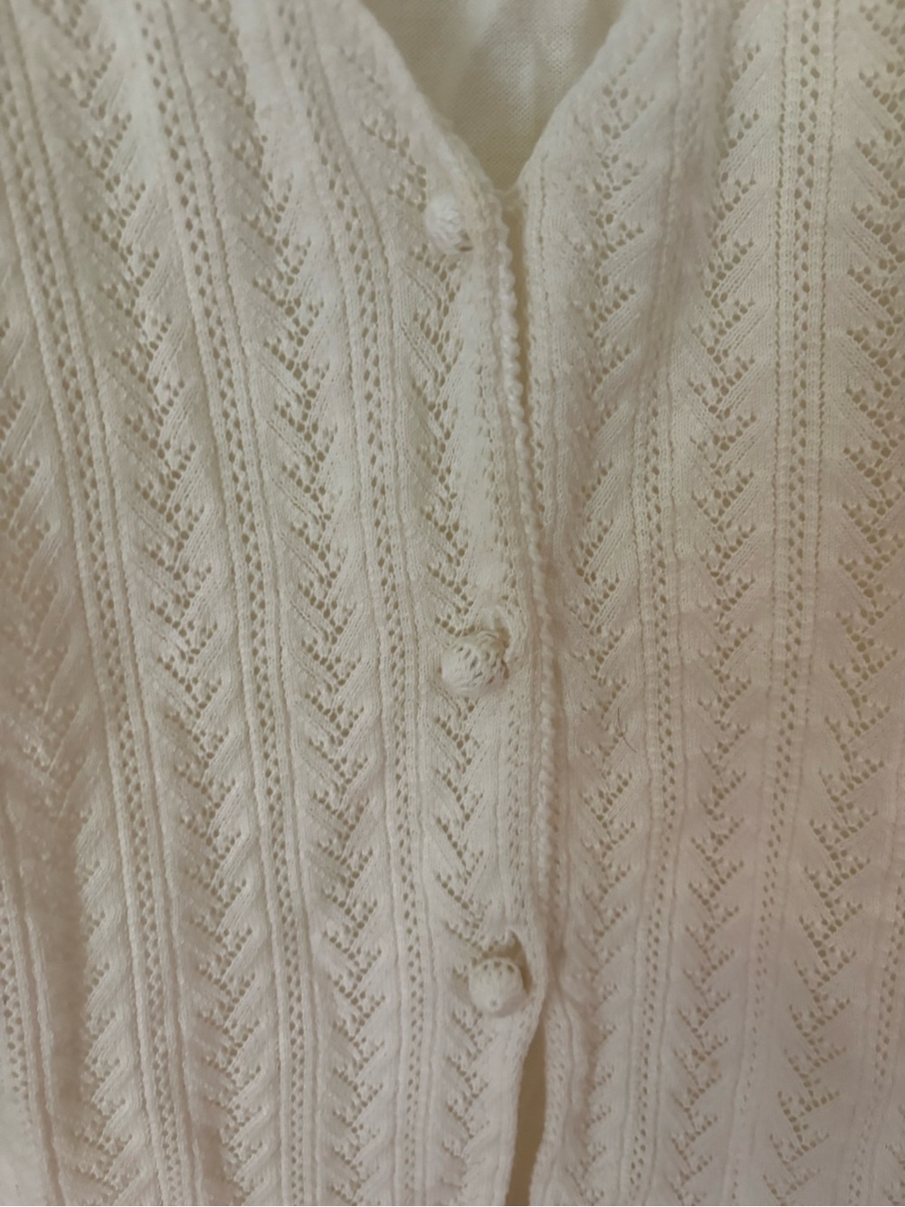 White Knit V-Neck Button Front Tank - Picture 3 of 6